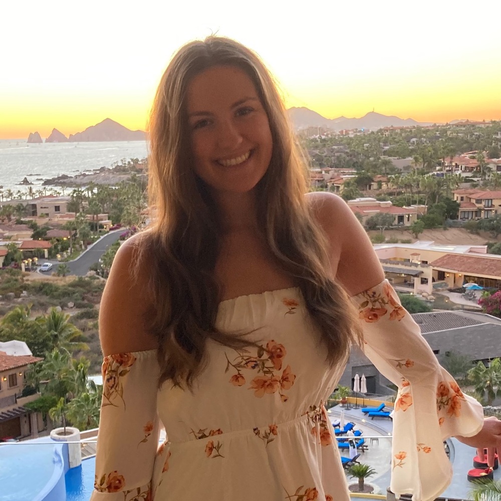 Meet your Posher, Elena